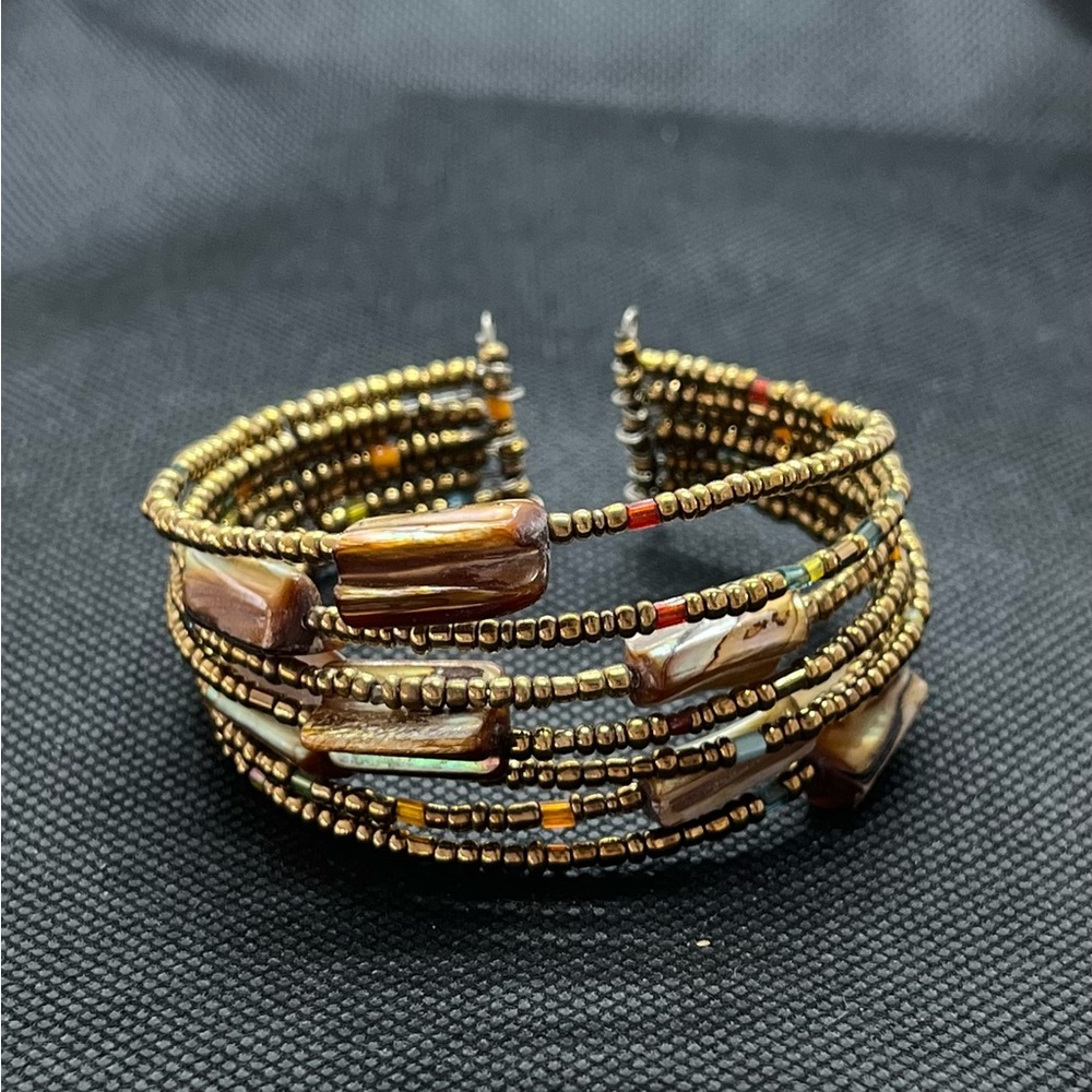 Wired beaded bracelet